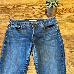 Vintage Distressed Joe Jeans Style Mara Straight Leg.  Size: 31